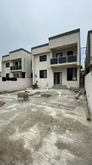 4bdrm House in Spintex Community 18 for sale