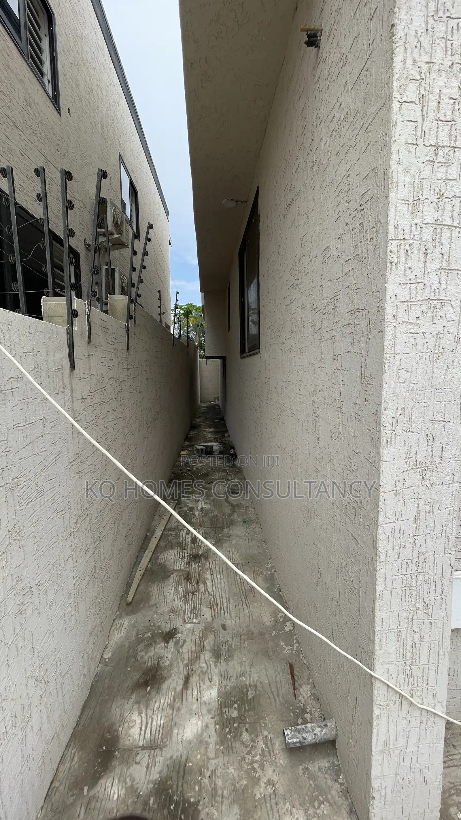4bdrm House in Spintex Community 18 for sale