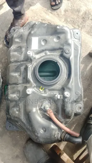 Toyota Vitz Fuel Tank