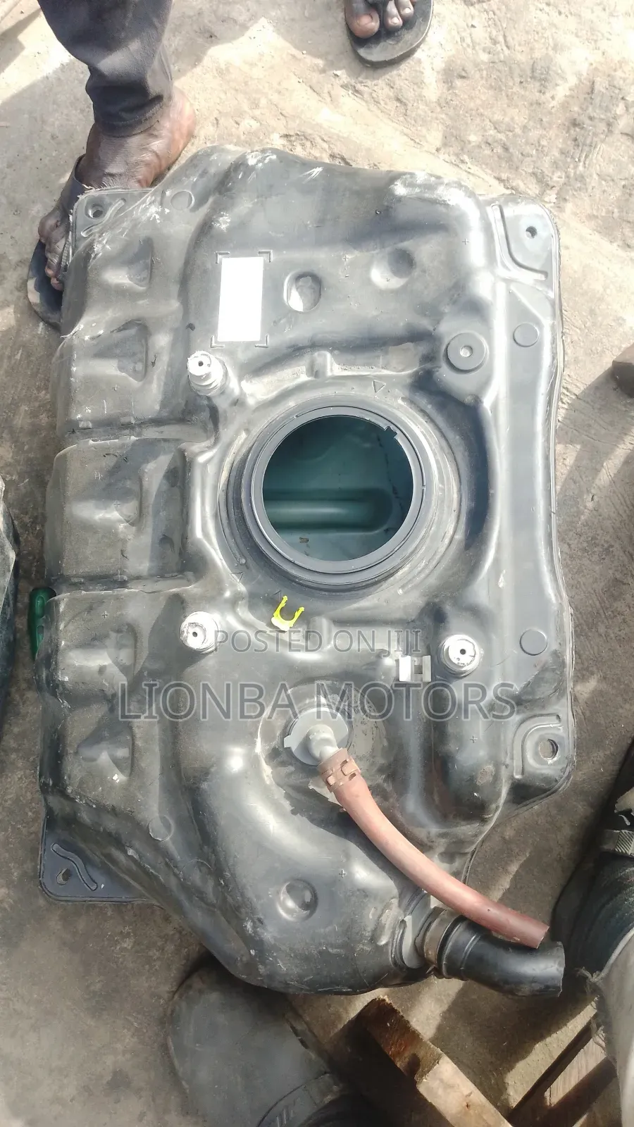 Toyota Vitz Fuel Tank