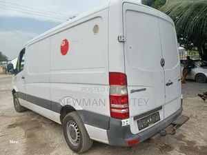 Mercedes-Benz Sprinter 2012 White