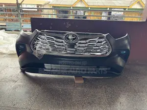 Toyota Highlander 2020-2021-2022-2023-2024 Front Bumper Le
