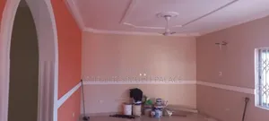 3bdrm House in Lakeside, Ashaley Botwe for rent