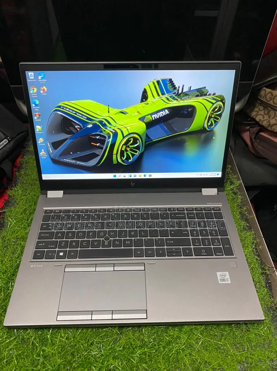 Laptop HP ZBook Firefly 15 G7 32GB Intel Core I7 SSD 1T