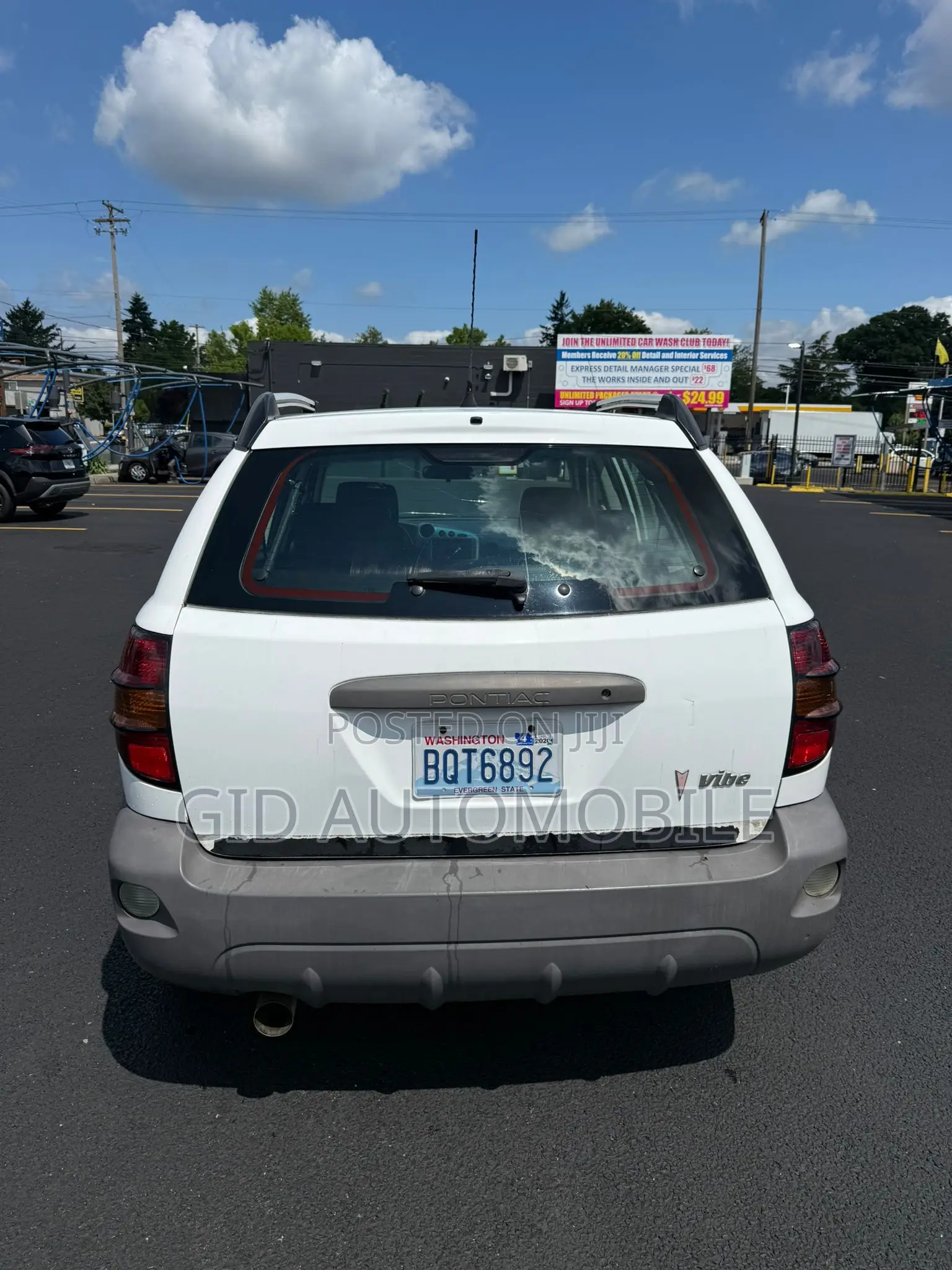 Pontiac Vibe 2008 White