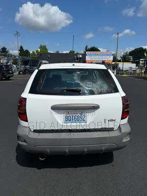Pontiac Vibe 2008 White