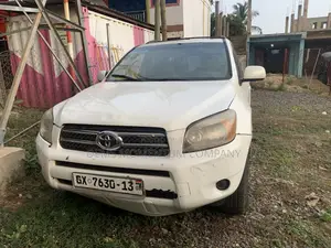 Toyota RAV4 2007 White
