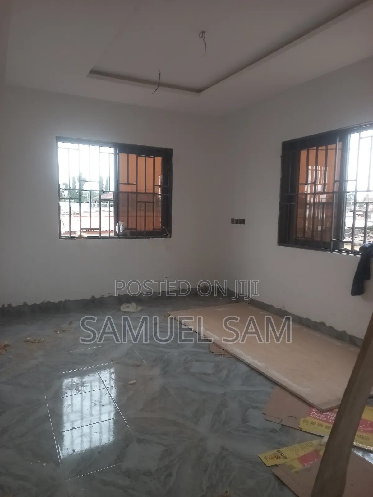 2bdrm Apartment in Com 11, Tema Metropolitan for rent