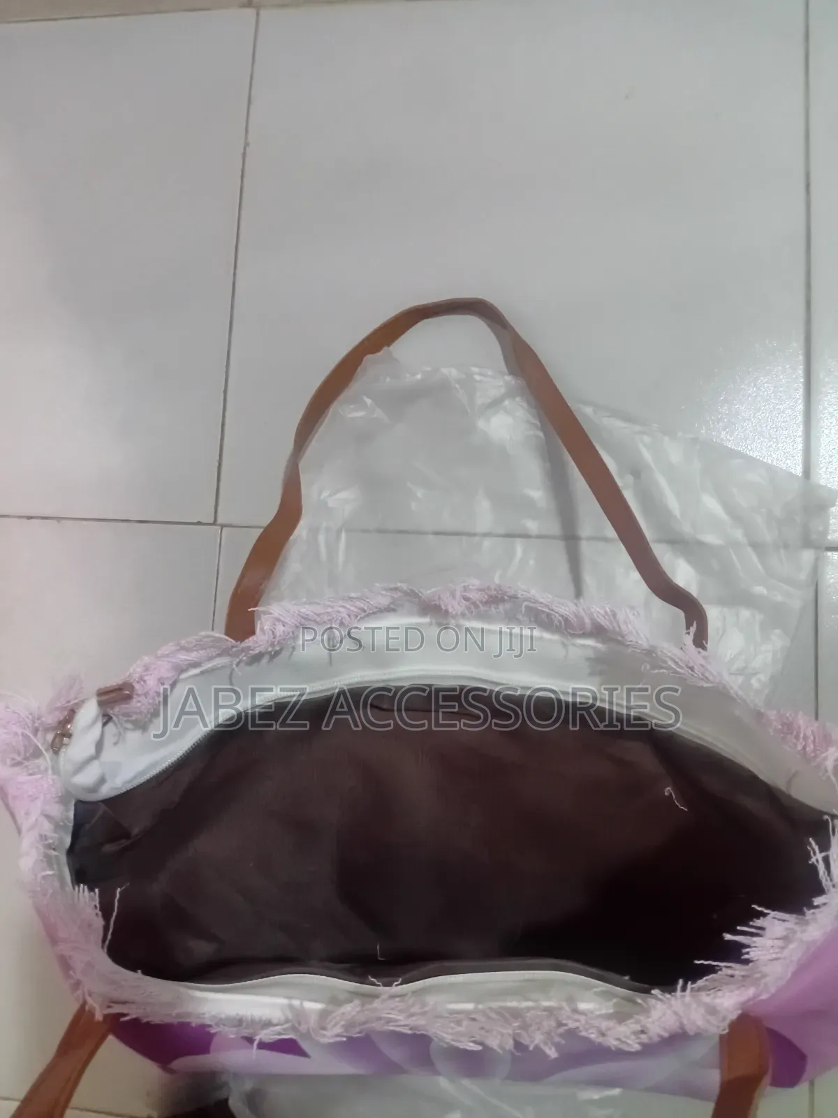 Tote Bag With Zip