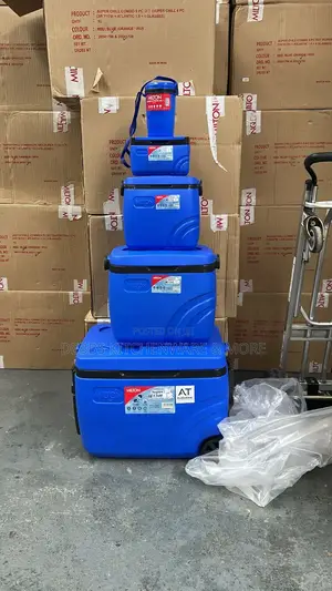 Milton Super Chill Ice Chest Uk