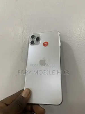 Apple iPhone 11 Pro Max 64 GB White