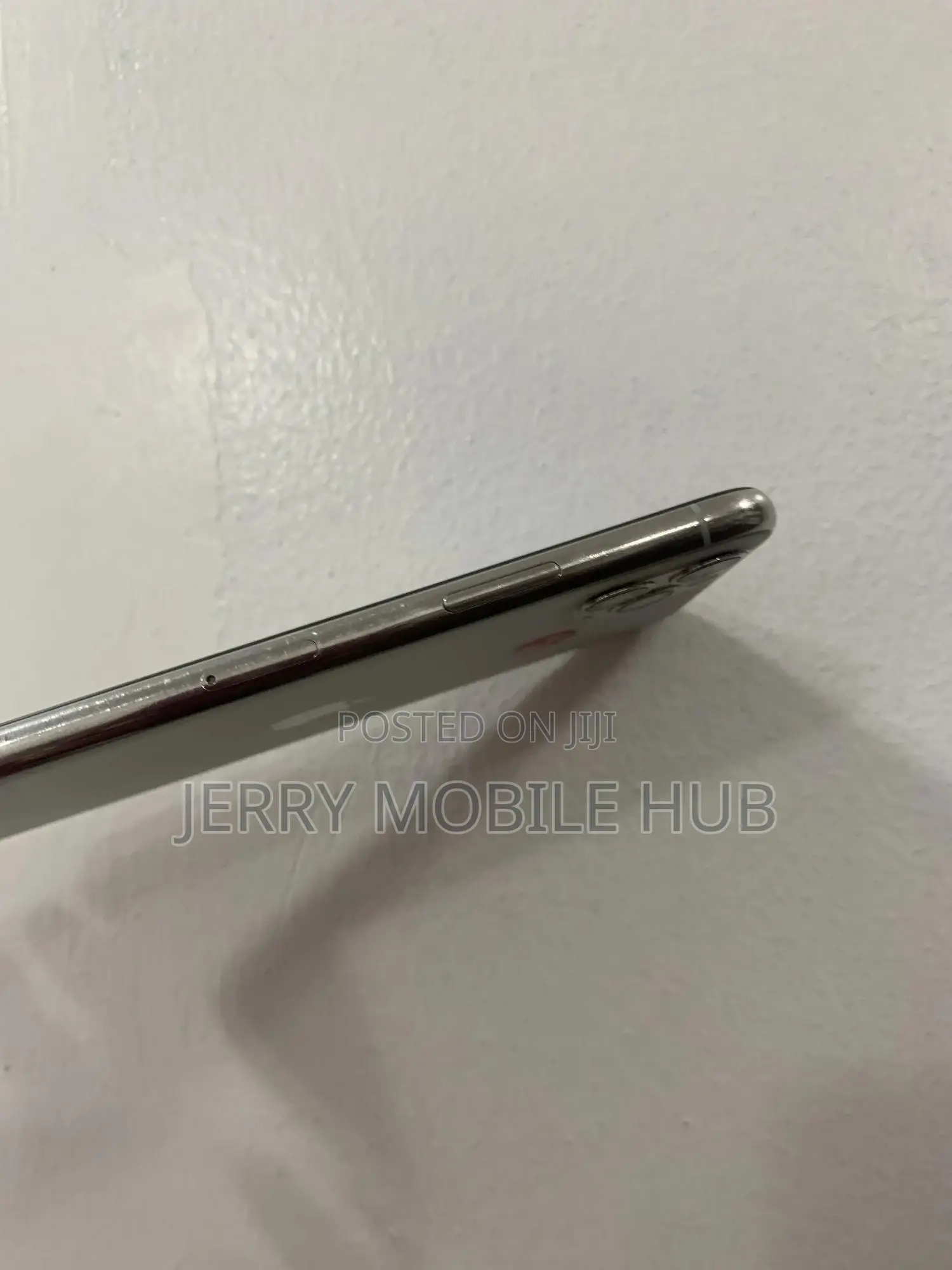 Apple iPhone 11 Pro Max 64 GB White
