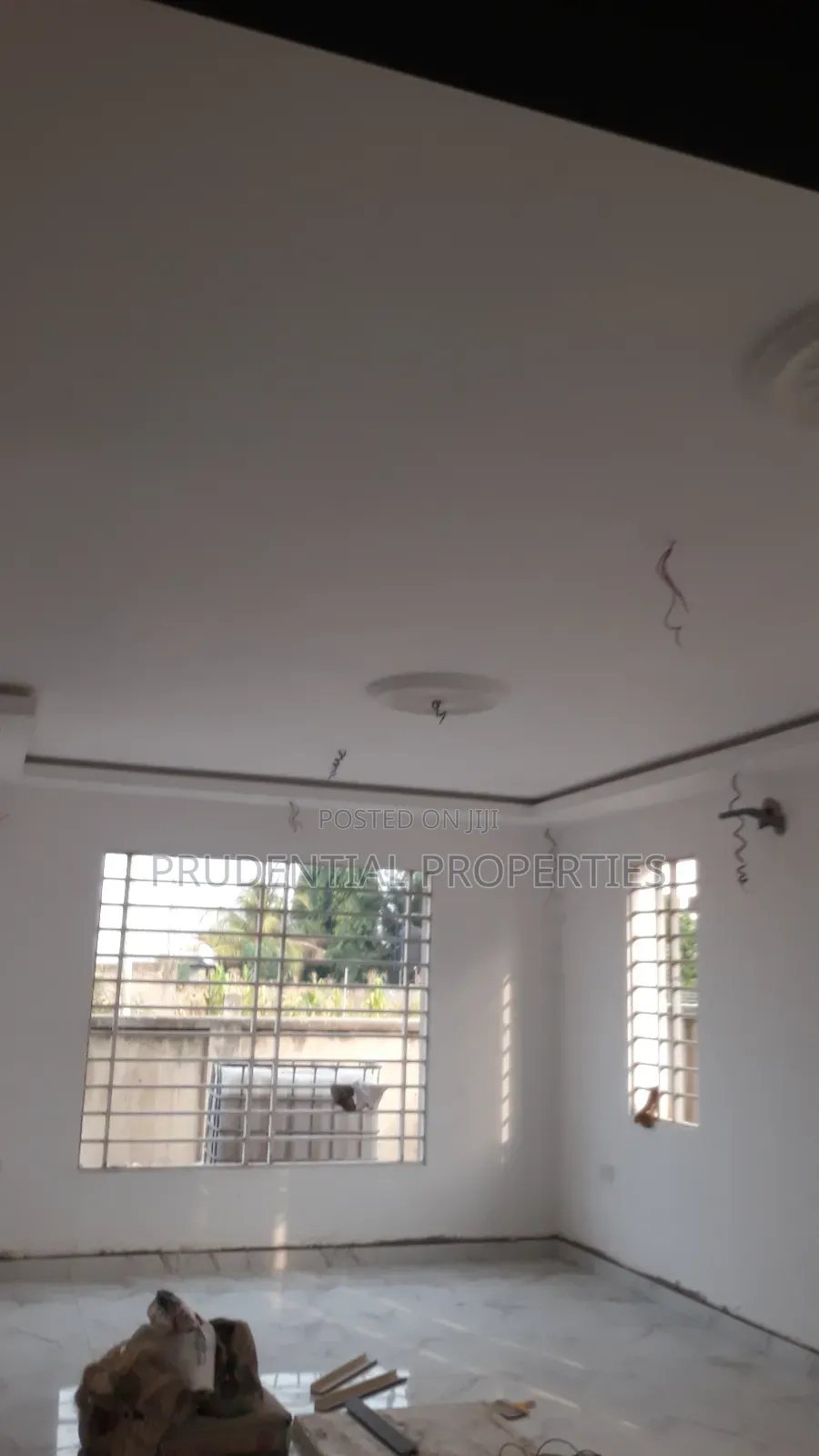 4bdrm Apartment in Weija for sale