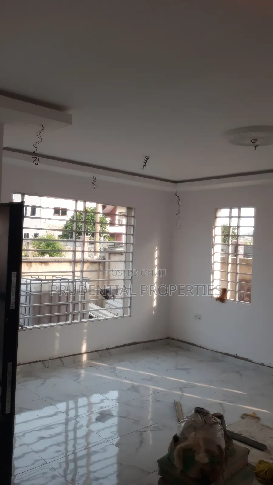 4bdrm Apartment in Weija for sale