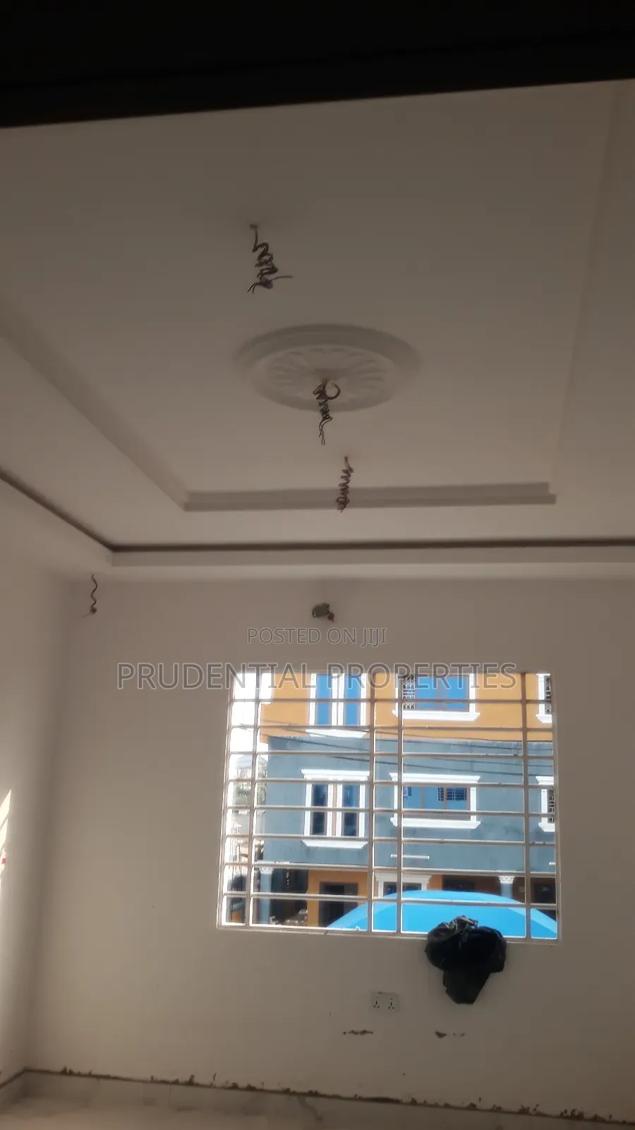 4bdrm Apartment in Weija for sale