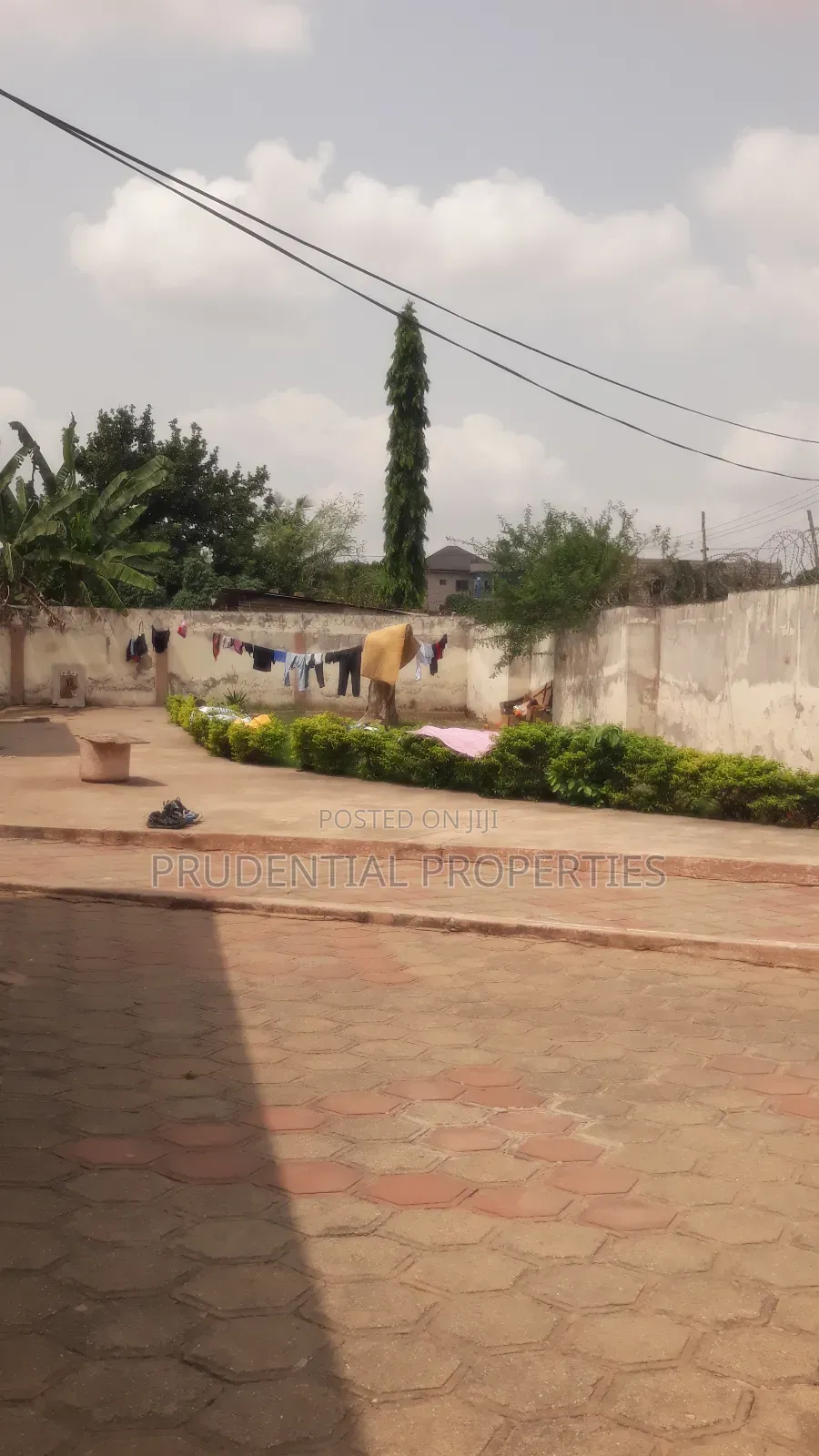5bdrm House in Taifa-Burkina for sale