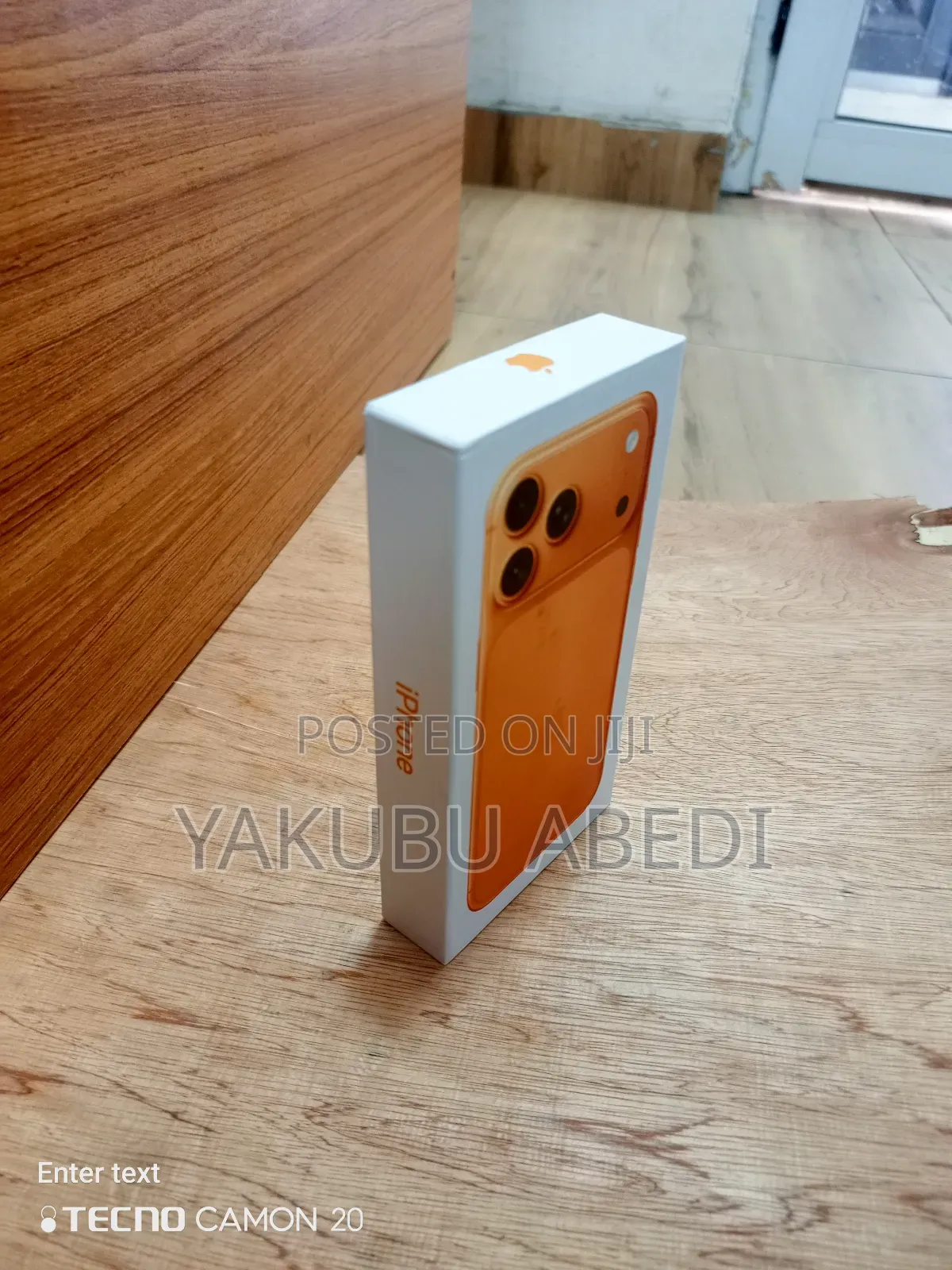 New Apple iPhone XR 128 GB Orange