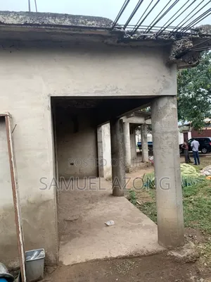2bdrm House in Dansoman Estate, Accra Metropolitan for sale