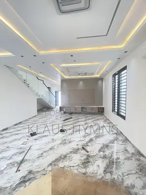 Furnished 4bdrm House in Graymanproperties, Lake Side Estate for sale