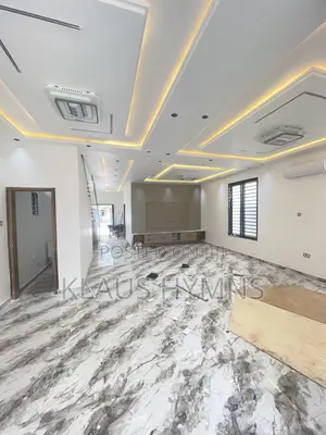 Furnished 4bdrm House in Graymanproperties, Lake Side Estate for sale