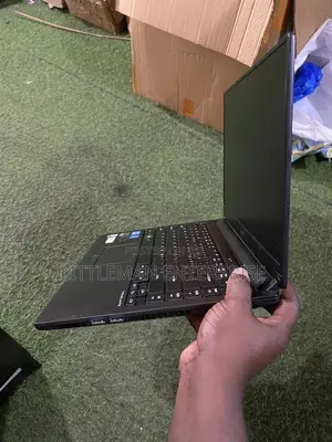 Laptop Acer TravelMate TimelineX 8481T 4GB Intel Core I7 HDD+SSD 16 GB
