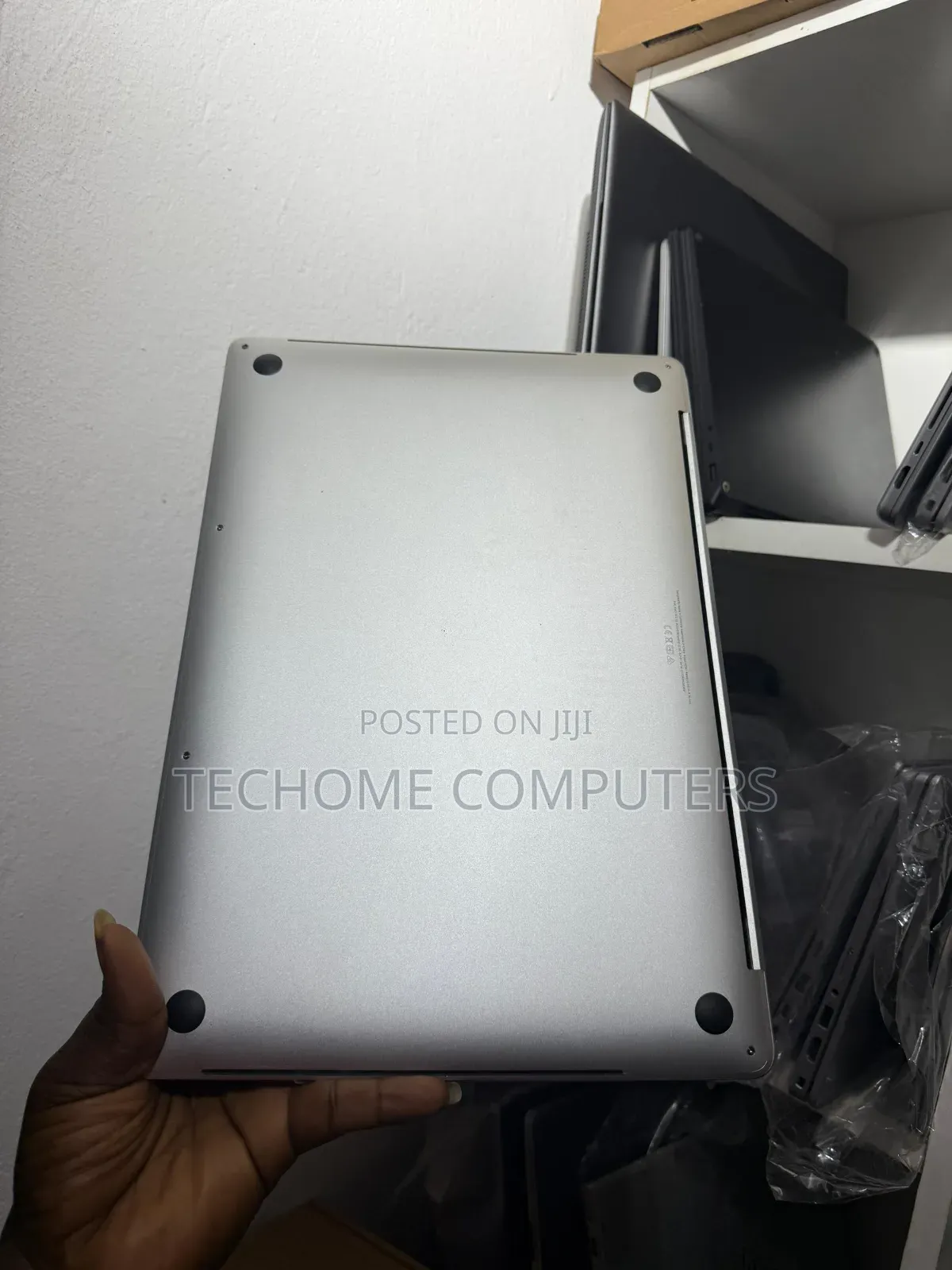 Laptop Apple MacBook Pro 2019 64GB Intel Core I9 SSHD (Hybrid) 4T