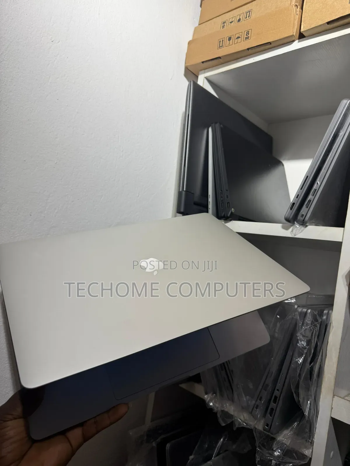 Laptop Apple MacBook Pro 2019 64GB Intel Core I9 SSHD (Hybrid) 4T