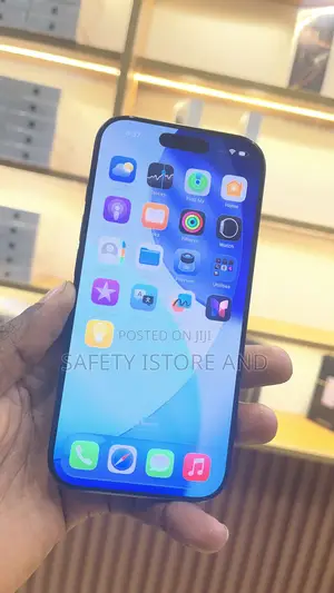 New Apple iPhone 16 Pro 128 GB Black