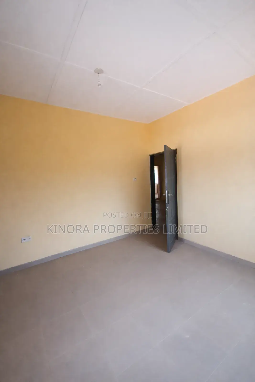 4bdrm Bungalow in State Housing, Kasoa for rent