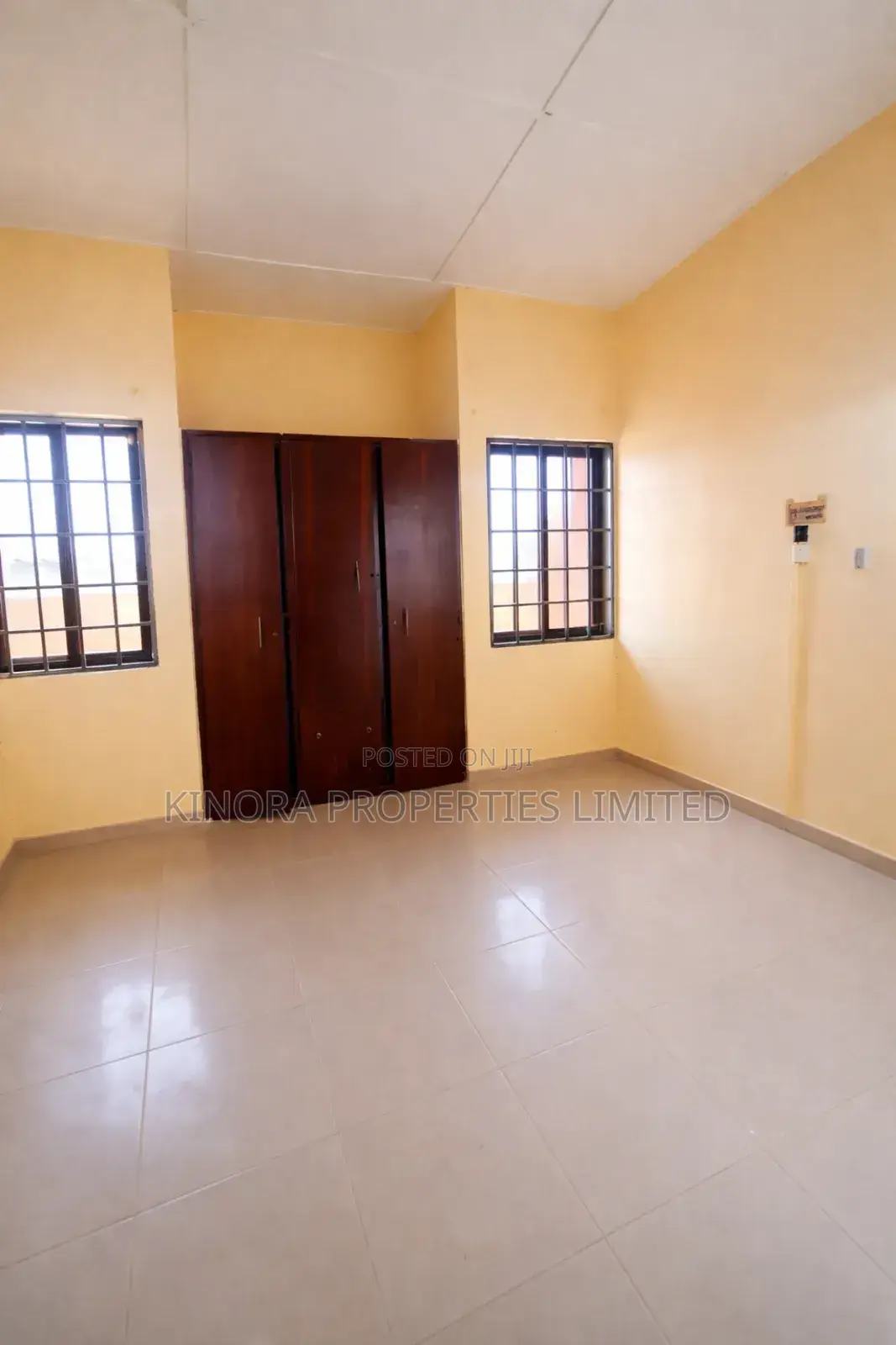 4bdrm Bungalow in State Housing, Kasoa for rent