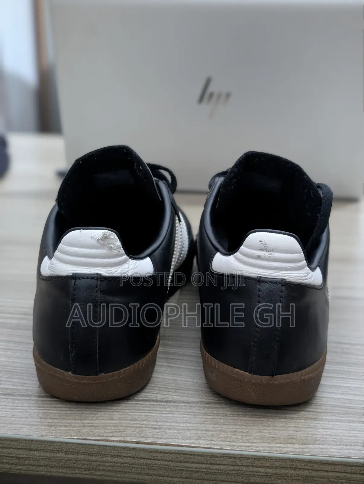 Preowned Adidas Samba Classic Sneakers
