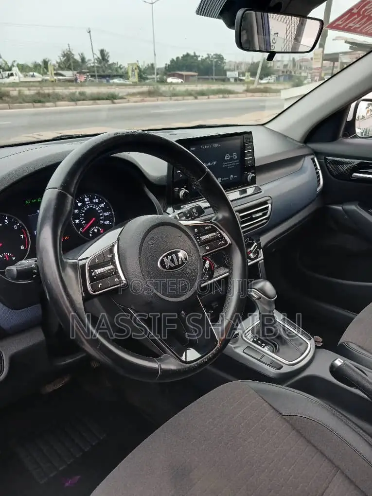 Kia Seltos 2021 Blue