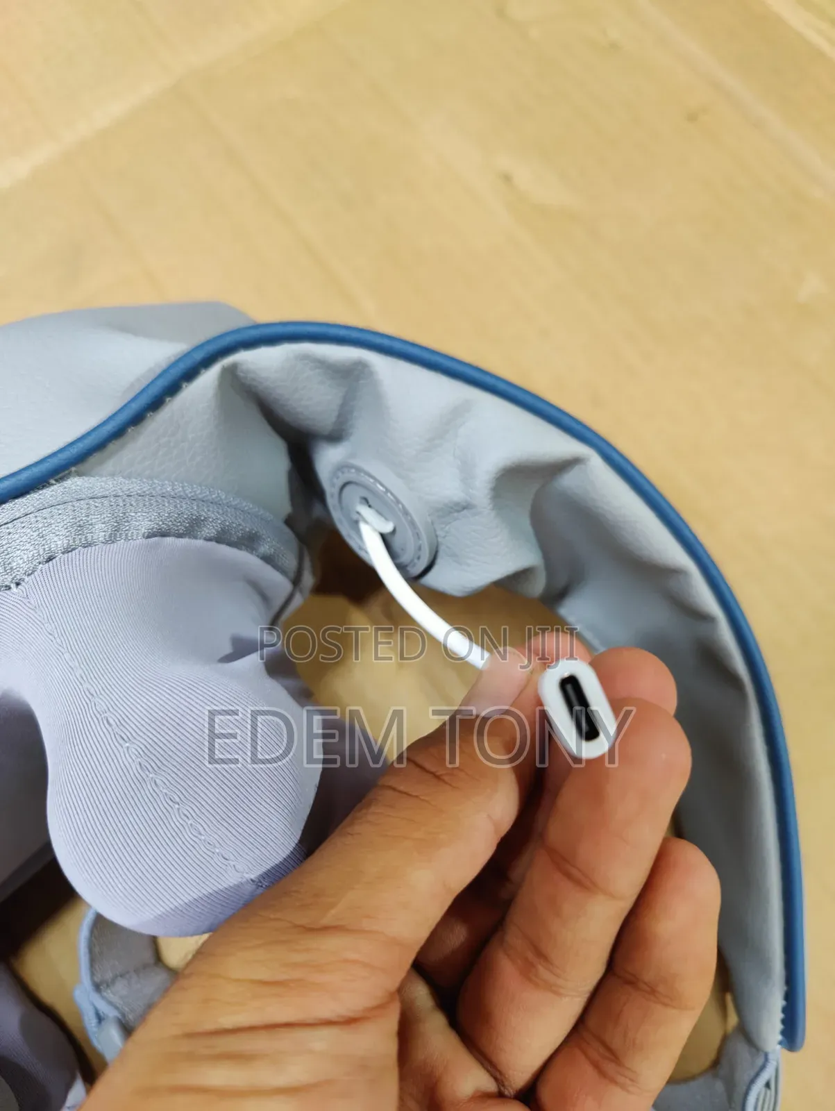 Shiatsu Neck and Shoulder Massager
