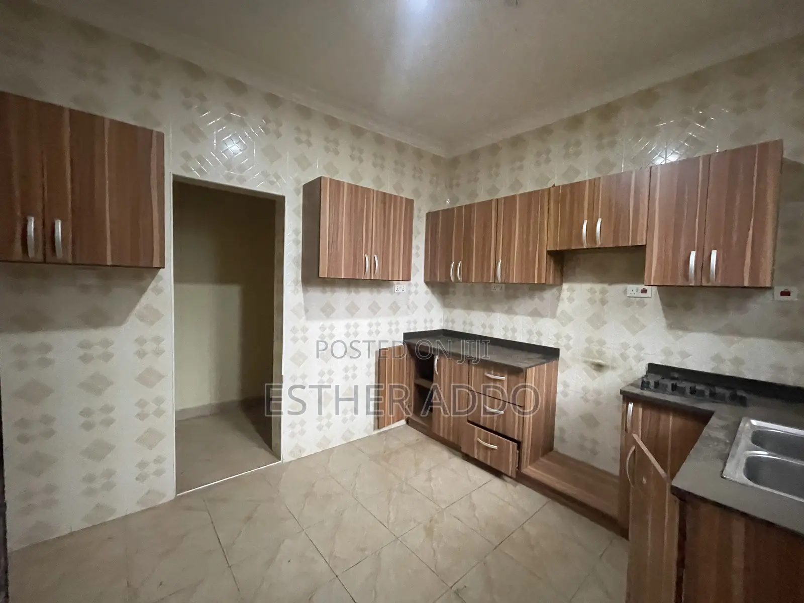 3bdrm Duplex in Oyarifa Mall Area for rent