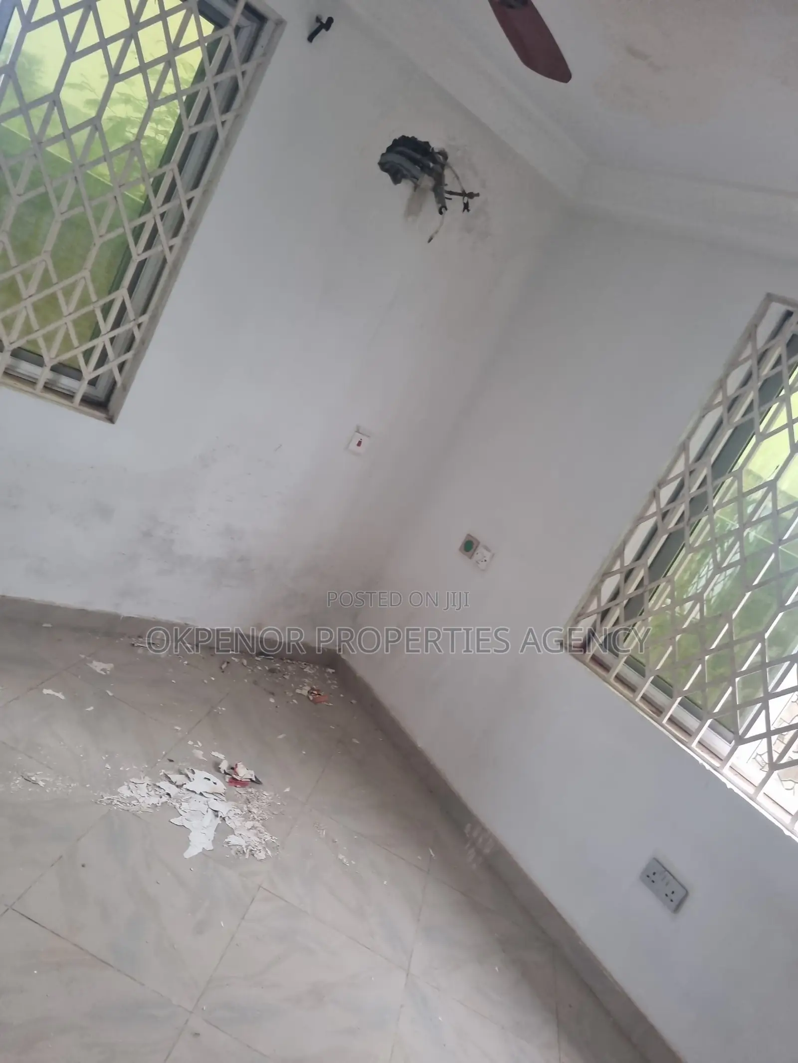 4bdrm House in Oyibi, Valley View Area for sale
