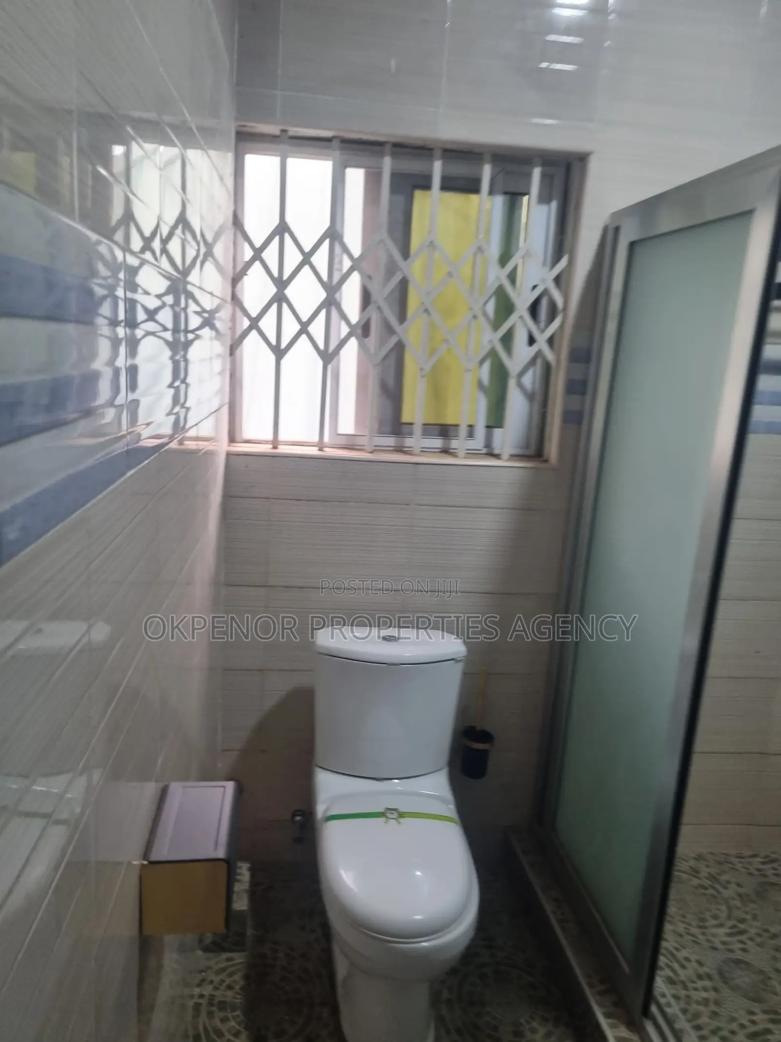 4bdrm House in Oyibi, Valley View Area for sale