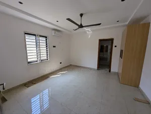 4bdrm House in Tiyumba Real Estate, Achimota for sale