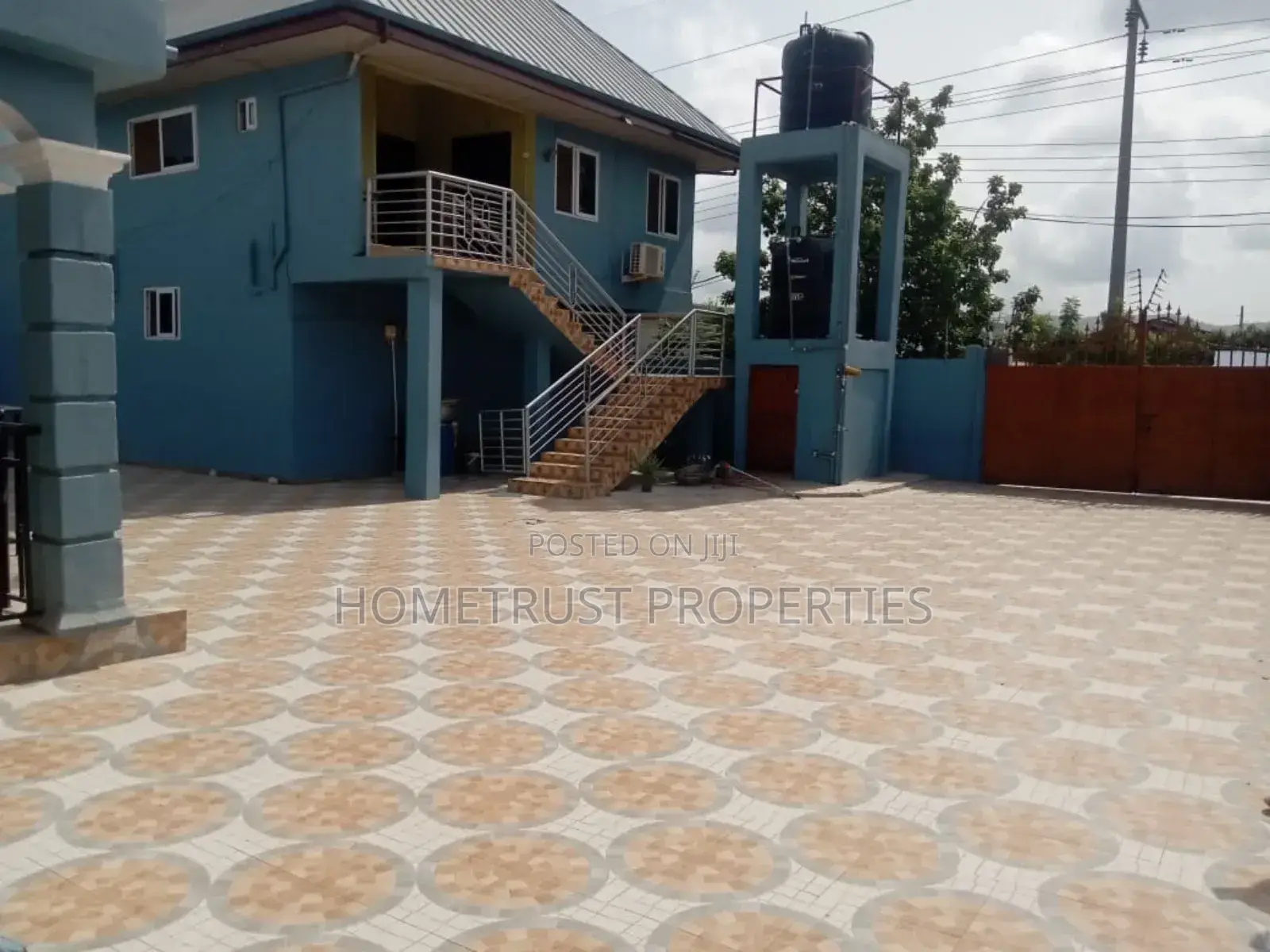 6bdrm House in Hometrust Properties, Amasaman for sale