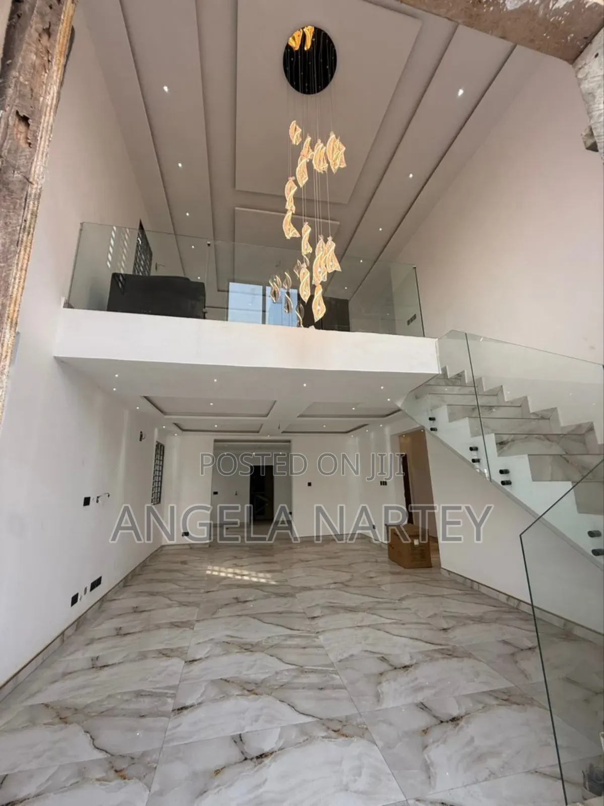 5bdrm House in Adenta Ssnit for sale
