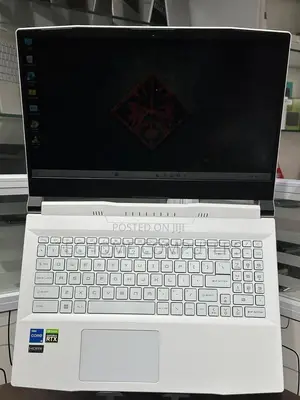 Laptop MSI MSI Sword 15 16GB Intel Core I5 SSD 512GB