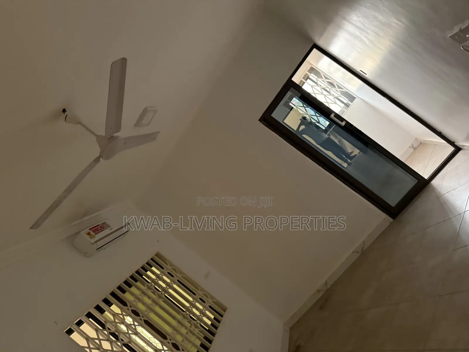 3bdrm House in Housing Down for rent