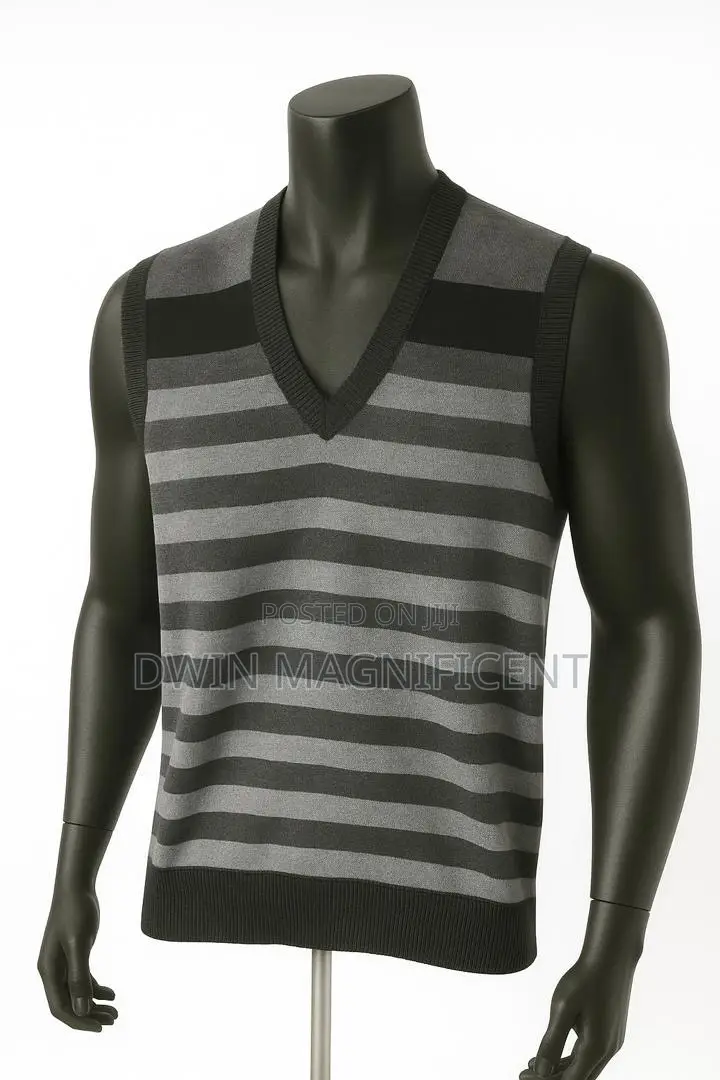 Men's Argyle v-Neck Sweater Vest