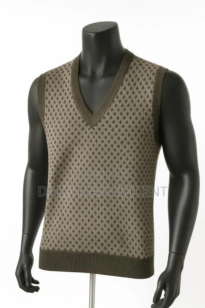 Men's Argyle v-Neck Sweater Vest