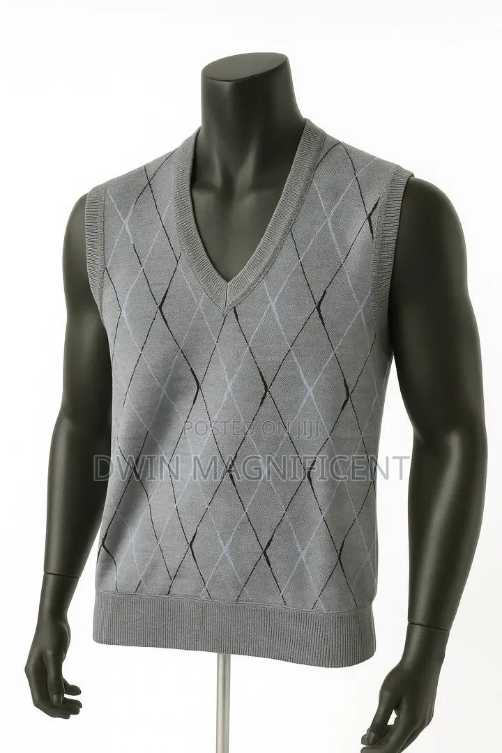 Men's Argyle v-Neck Sweater Vest