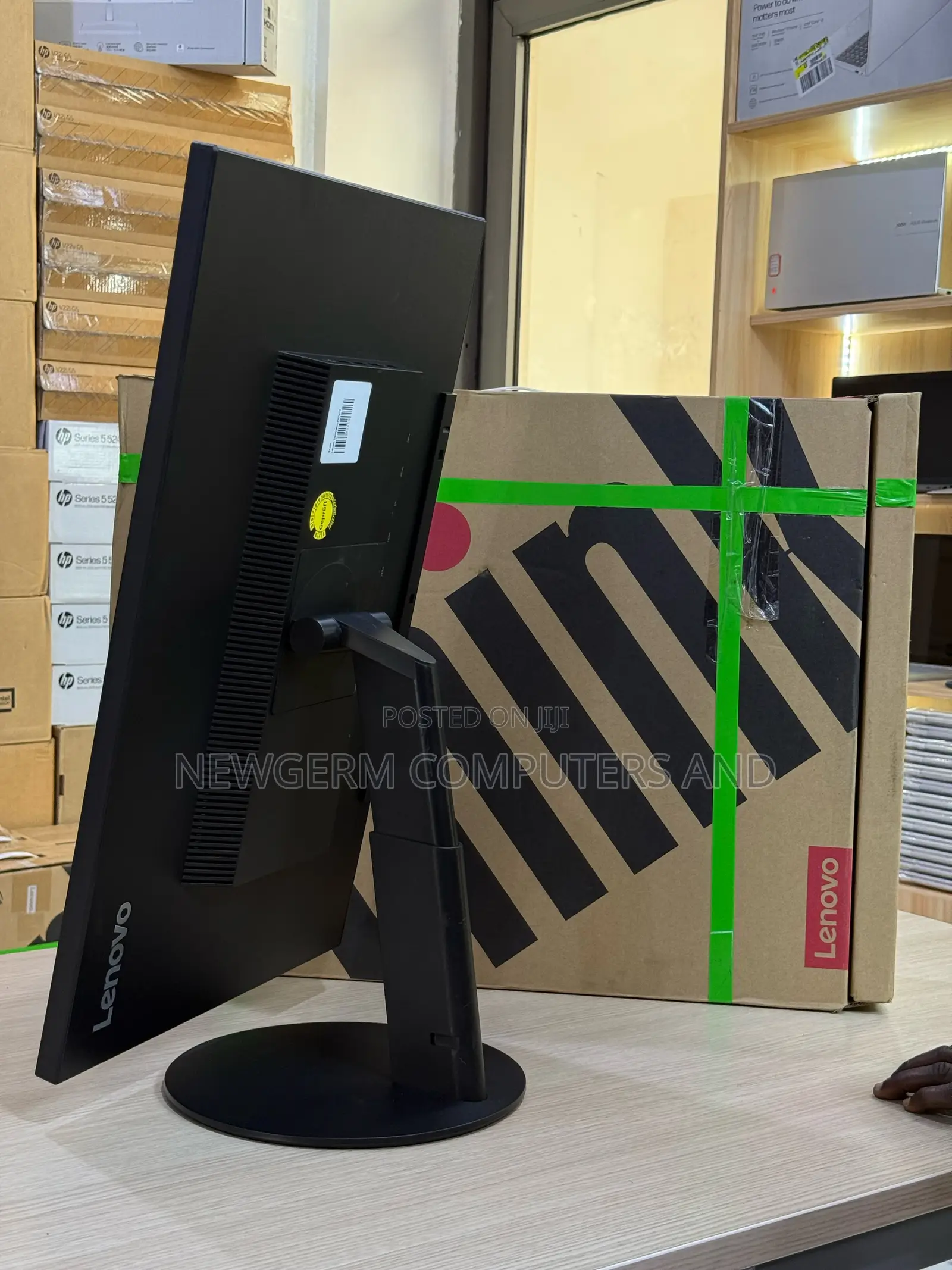 Lenovo Thinkvision 27" 2560x1440 Type-C Class a Monitor