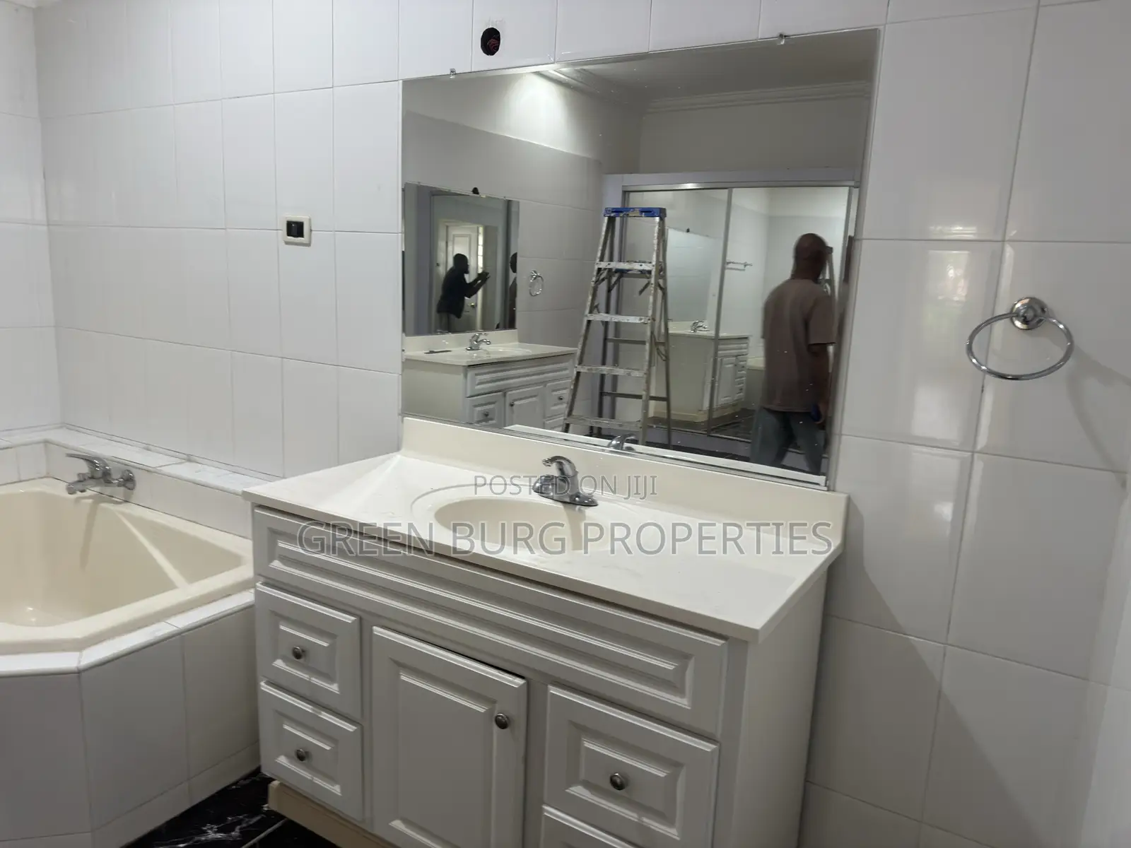 4bdrm House in East Legon for rent