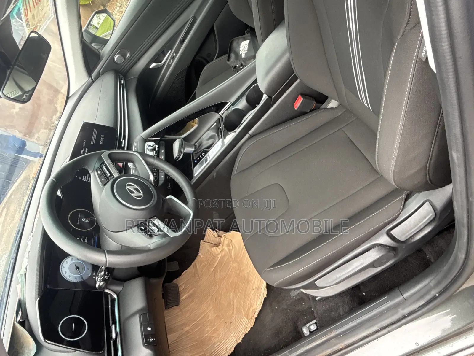 Hyundai Elantra 2025 Gray