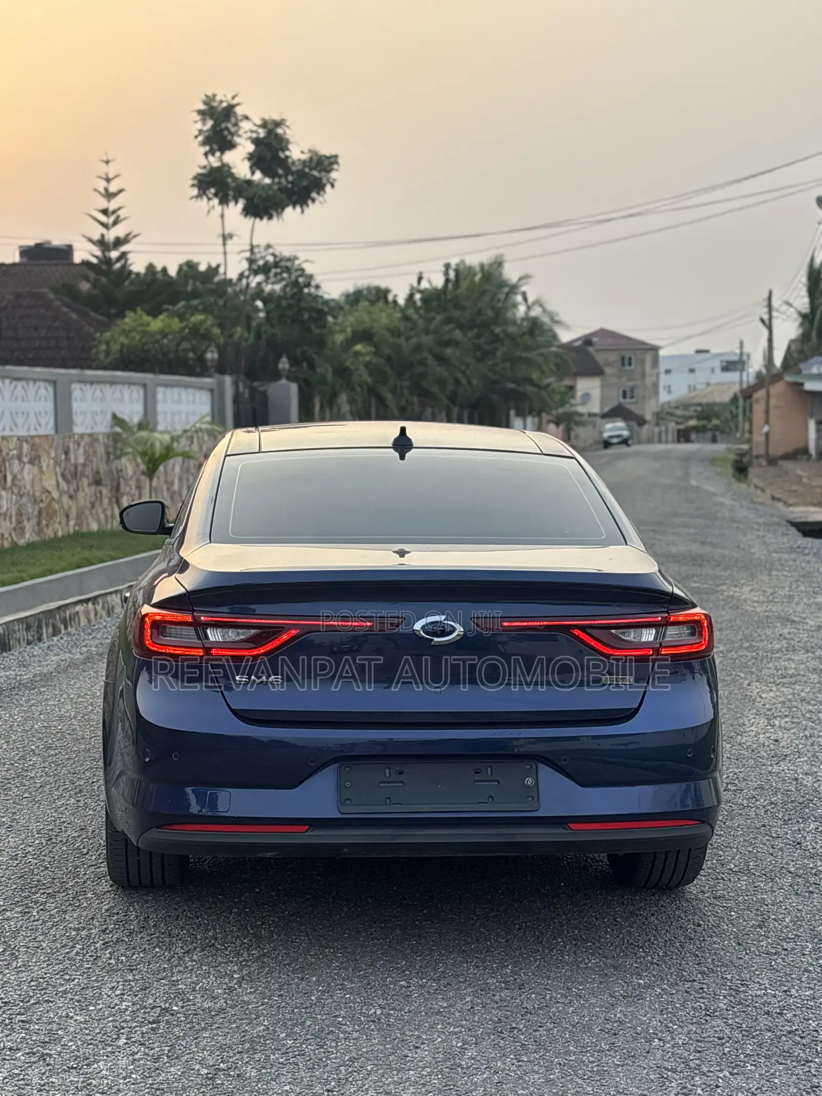 Samsung SM 2016 Blue