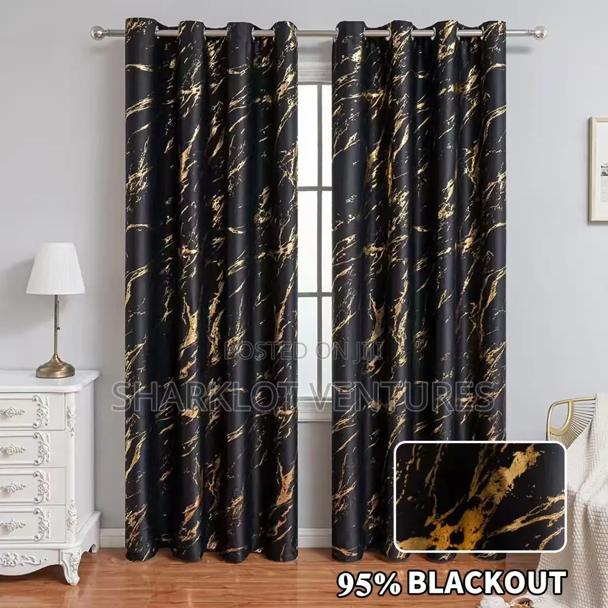 95% Total Blackout Room Deco