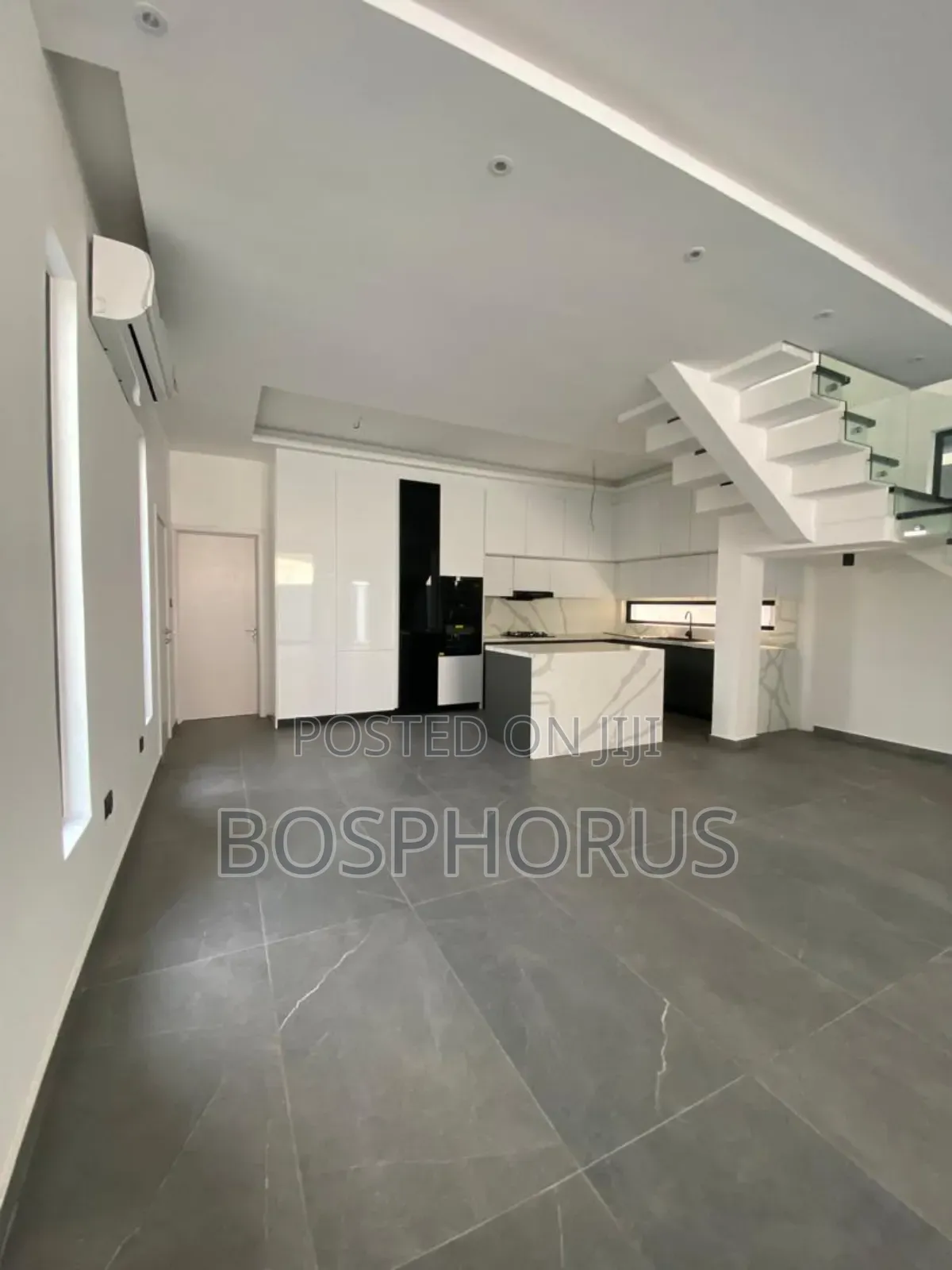 3bdrm House in Dzorwulu for sale